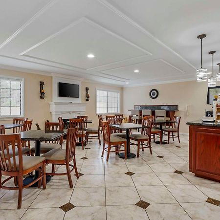 Best Western Pineywoods Inn Atlanta Esterno foto