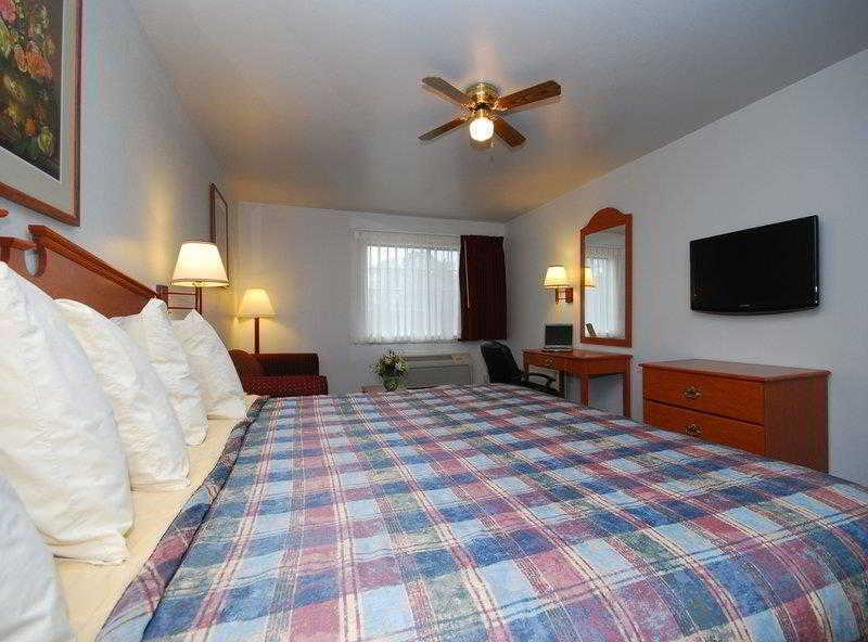 Best Western Pineywoods Inn Atlanta Esterno foto
