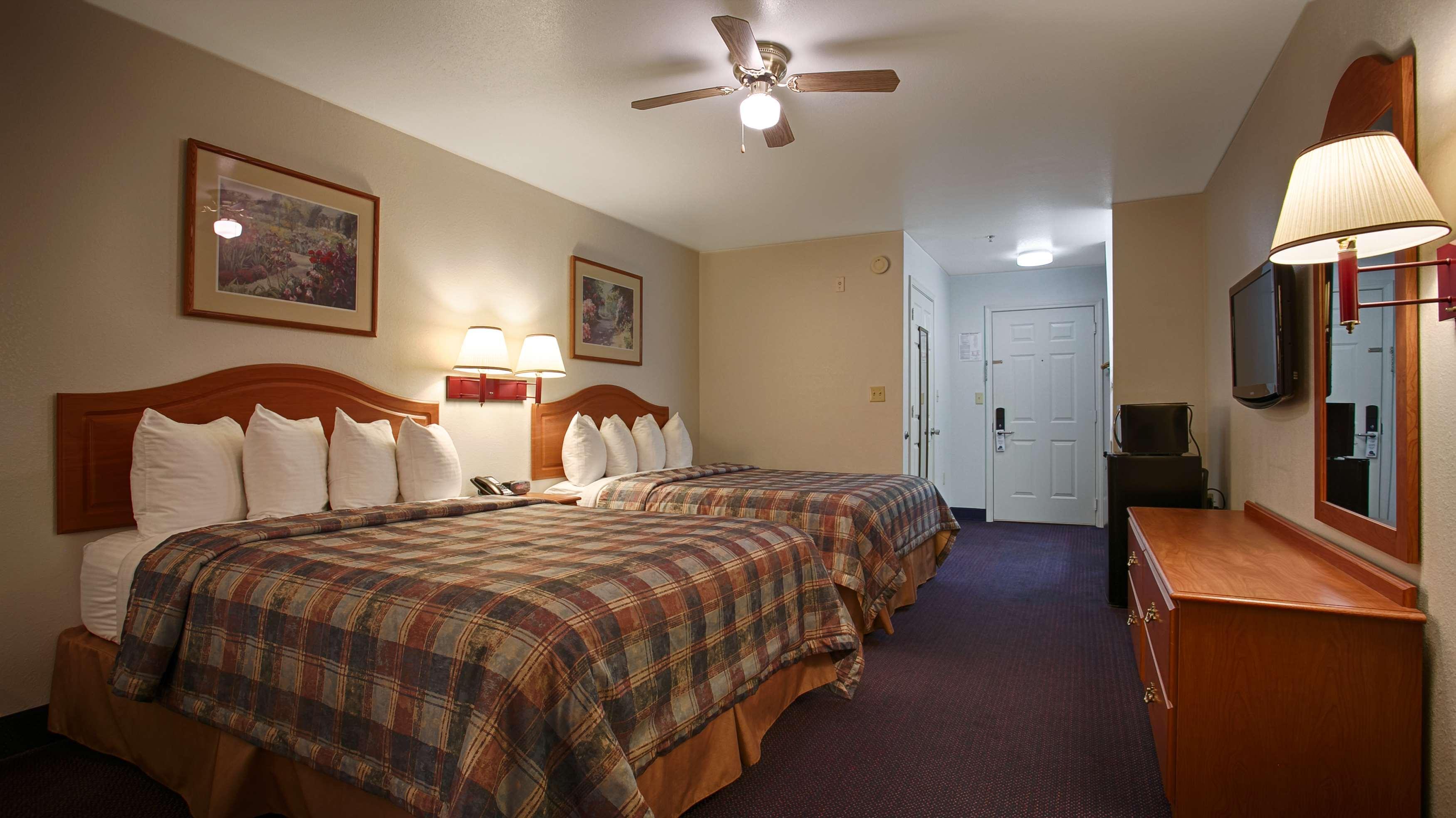 Best Western Pineywoods Inn Atlanta Esterno foto