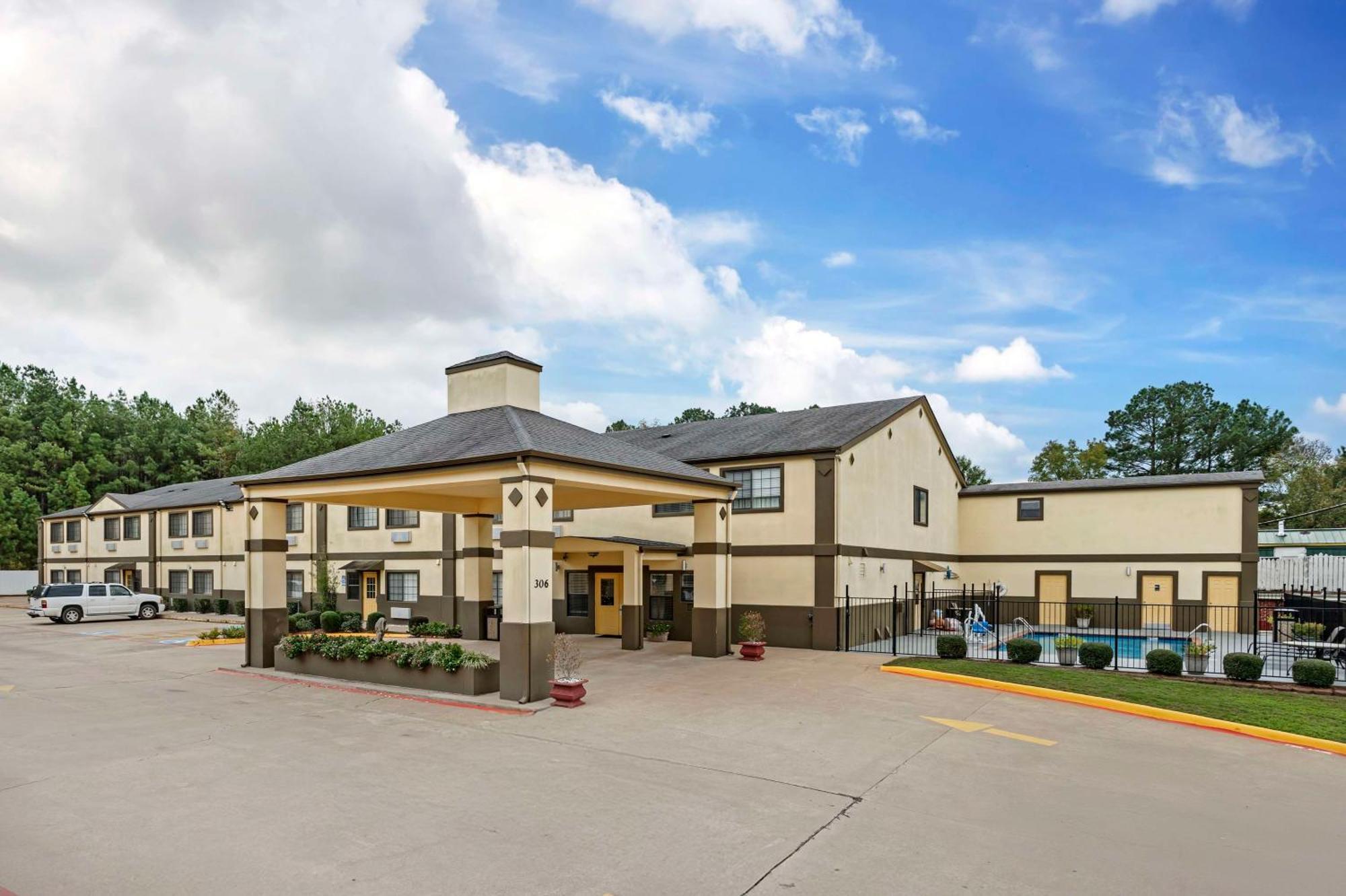 Best Western Pineywoods Inn Atlanta Esterno foto